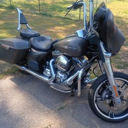 2014 Harely Davidson Street Glide