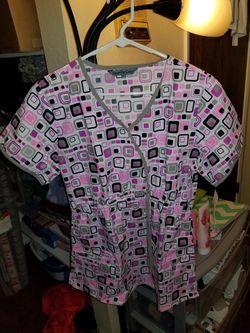 NWT scrub top