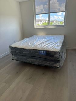 Vendo camas full y queen en oferta