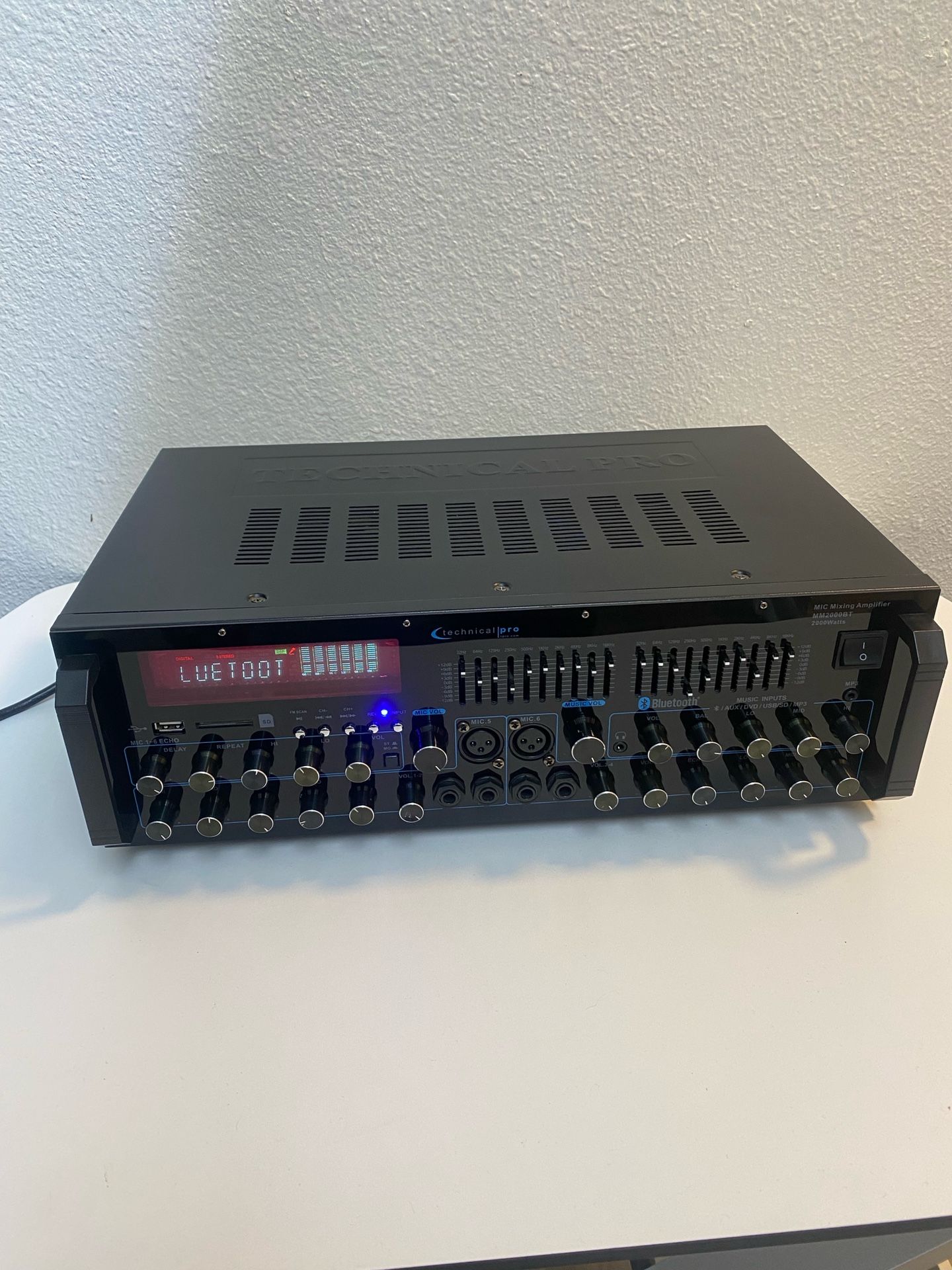 Technical Pro Amplifier