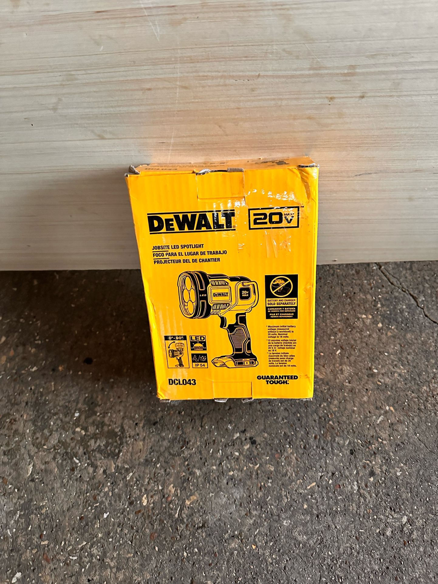 📌DEWALT 20V MAX Cordless LED Jobsite Spotlight )PRECIO FIRME NO MENOS👉$75 NEW
