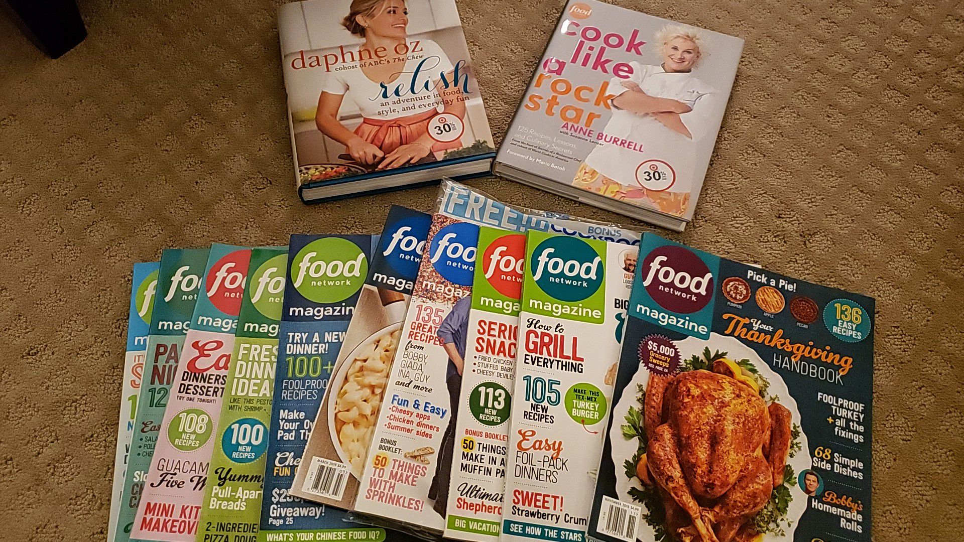 Assorted Cookbooks/Cooking Magazines Bundle