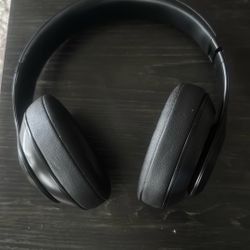 Beats By Dre Studios 3….