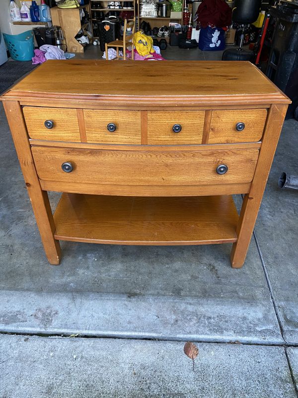Broyhill vanity, oak wood, vanity for Sale in San Jose, CA OfferUp