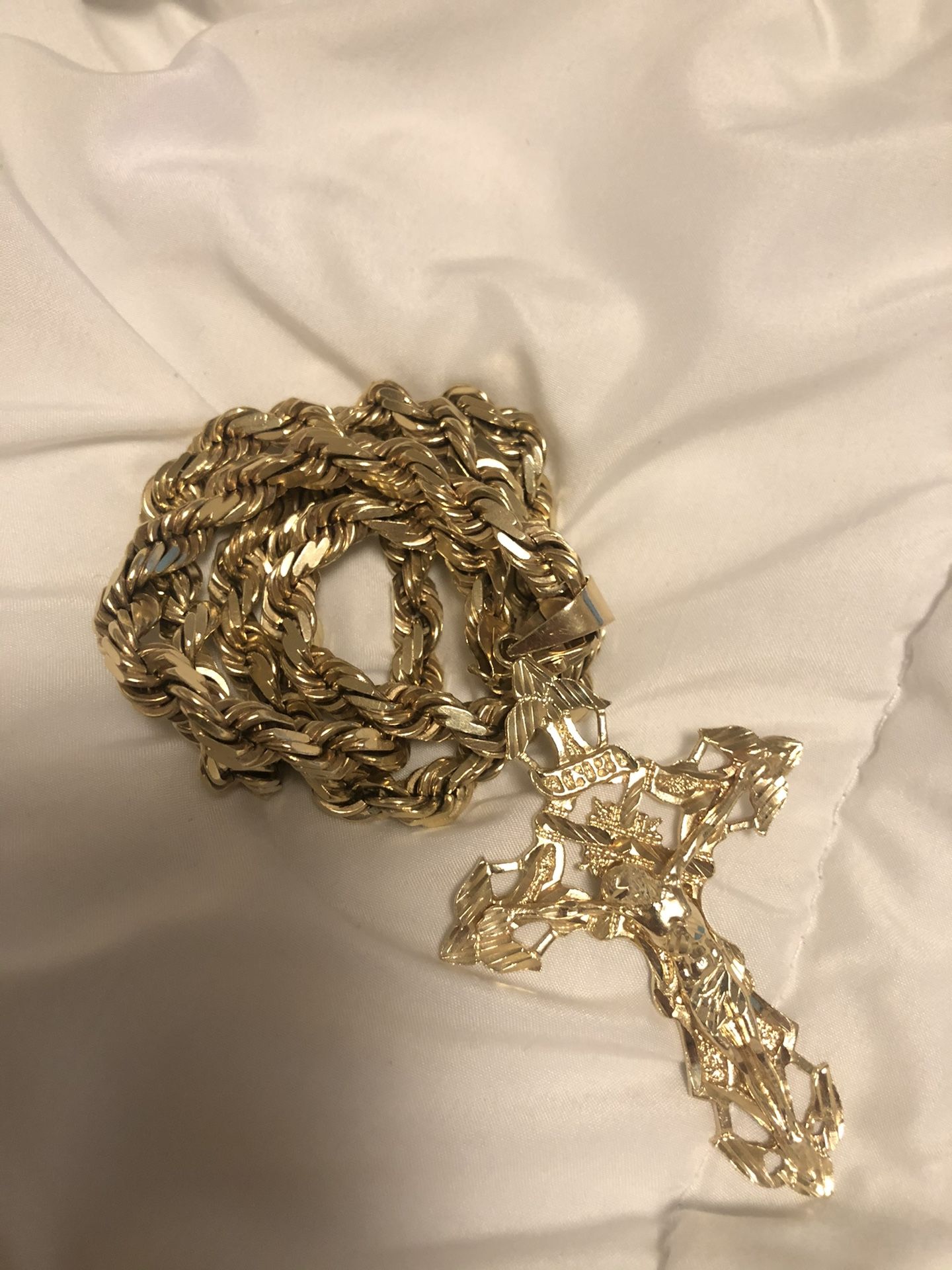 14k 12MM 28 Inch Long Gold Rope Chain