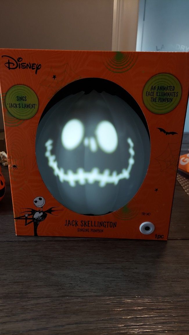 Disney Jack Skellington  Halloween Nightmare Before Christmas 