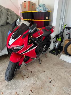 Honda CBR1000 RR Sport Motorcycle