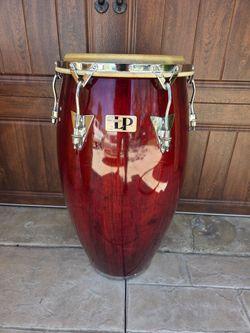 LP Salsa Model 12.5 Conga