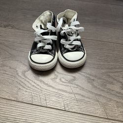 Toddler Chuck Taylor’s 