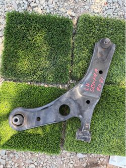2021 Nissan Sentra LH Side lower control arm