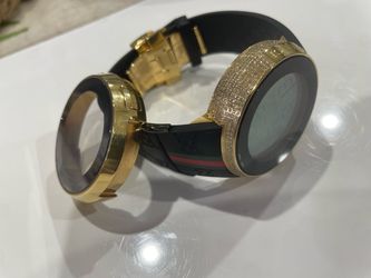 Gucci diamond watch