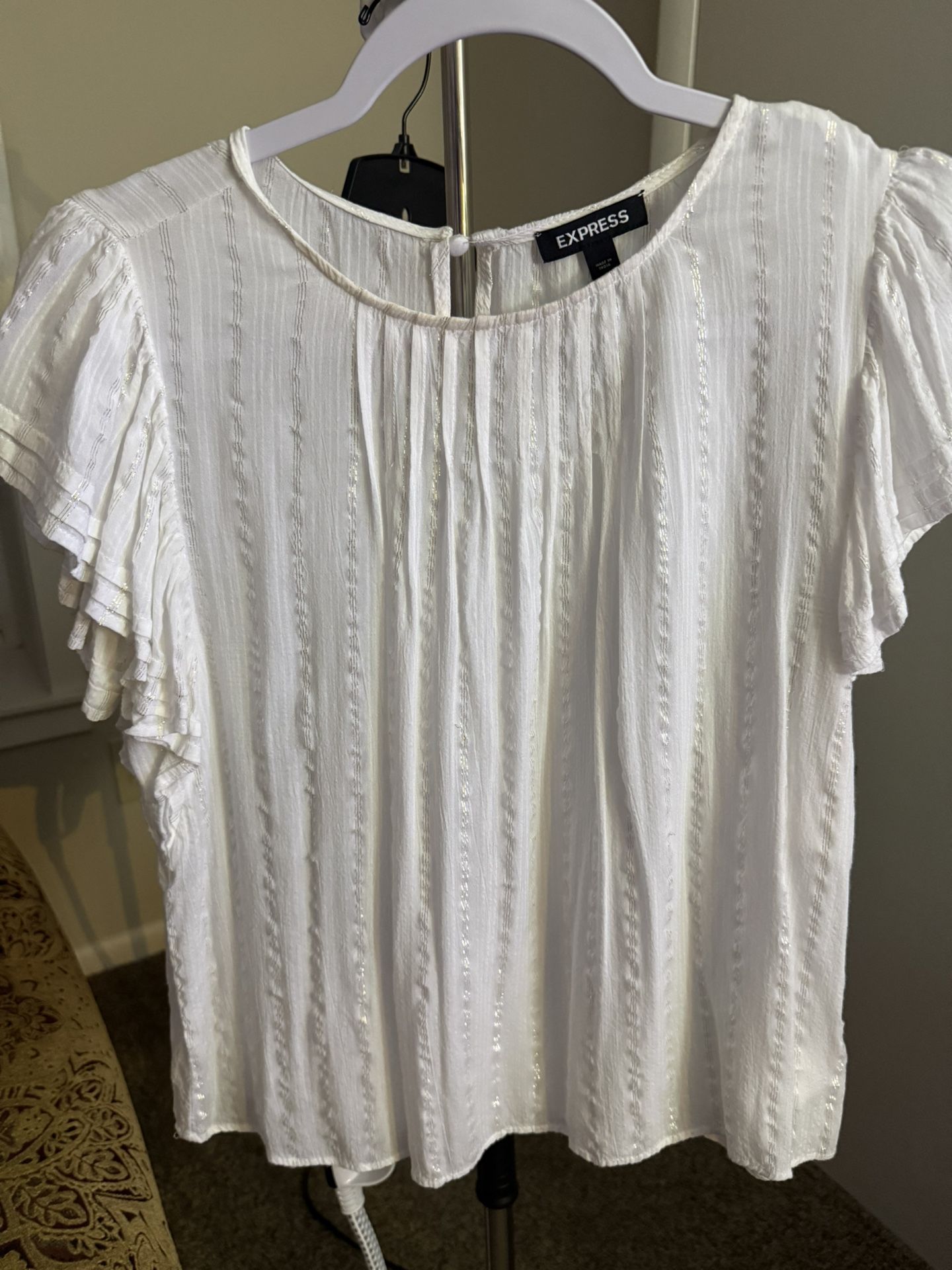 Express Dress Short Sleeve Top In 3 Different Colors