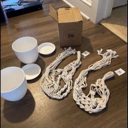 2 PLANT HOLDERS https://offerup.com/redirect/?o=UE9URVJZLmNvbQ== See Pics  $5 or FREE WITH ANY OTHER ITEM DELCO