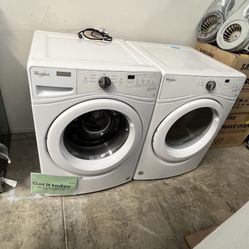 WHIRLPOOL WASHER AND GAS DRYER 
