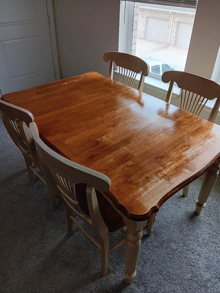 Farm HOUSE Dining TABLE 4 chairs