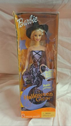 2002 Mattel Halloween Glow in the Dark Barbie Doll **Minor Box Damage** See pics