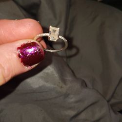 1 CT Princess Cut White Gold Diamond Engagement  Ring.