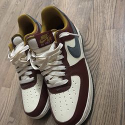 Nike AF1 Low – Deadstock – Size 8 – With Box