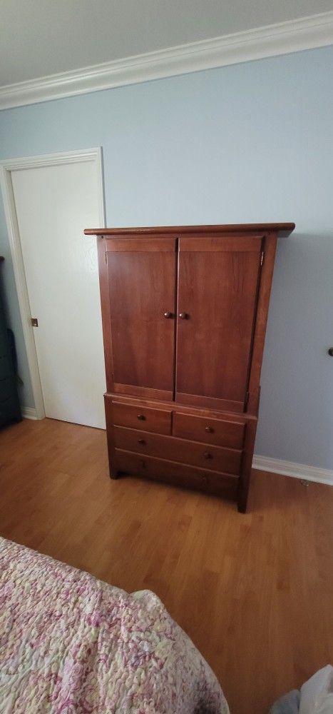 Thomasville Impressions Armoire