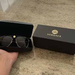 Genuine Versace Sun Glasses - MSRP $370