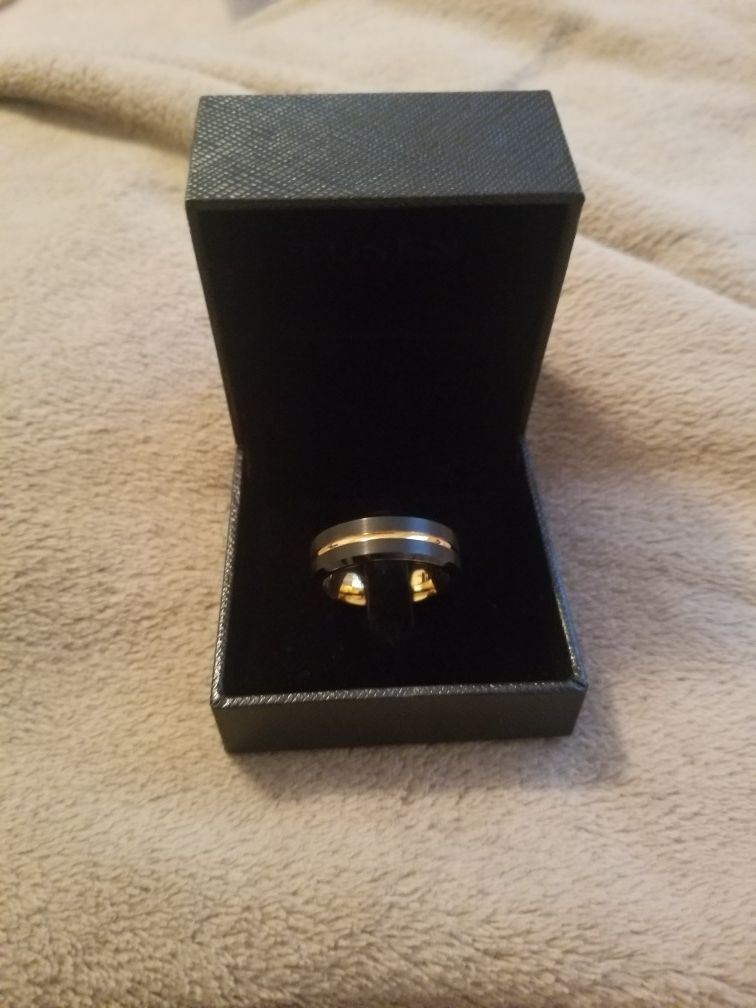 Mens wedding ring size 11 $100 OBO