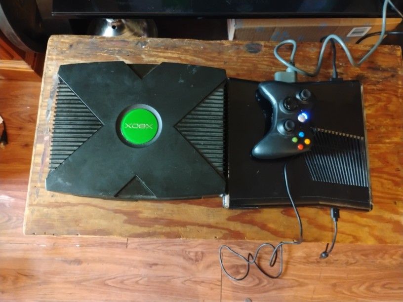 Xbox 360 One Controller/ X Box 1 