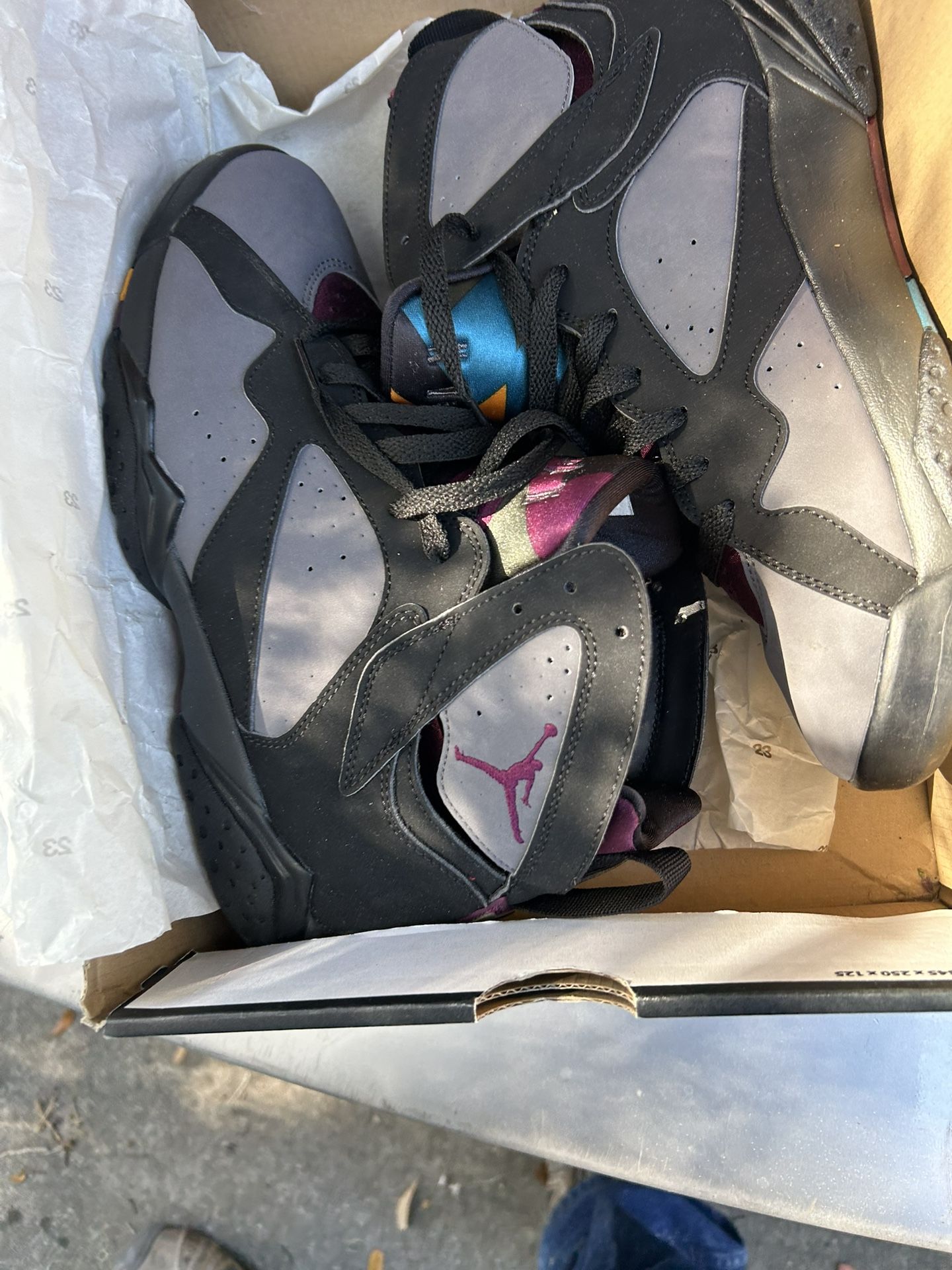 Mens Jordans Size 8.5 runs big