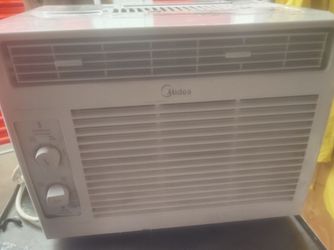 Midea Window Air Conditioner Unit