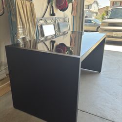 Desk With Glass Top 