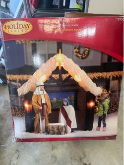 Used inflatable Christmas nativity set