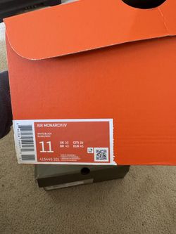 Nike monarchs