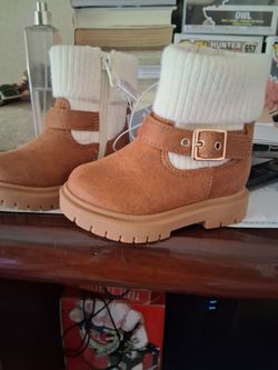 Cat & jack toddler boots 👢