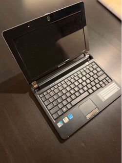 Gateway 10.1” Netbook Laptop - Excellent Condition - Charger Included - Fully Working