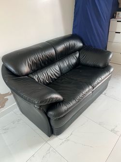 Love Black Sofa 2 seats $60.- firm