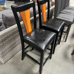 Closeout Deals! Beautiful Wooden Chairs, Dining Chairs, Chairs, Silver Chairs, Casual Dining Chairs, Table Chairs, Dinette Chairs