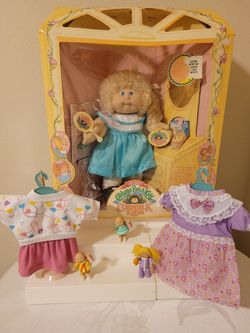 Vintage Cornsilk Blonde Cabbage Patch Kids Doll Bundle
