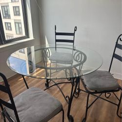 Modern Round Glass Dining Room Table - 3 Chairs