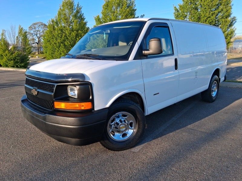 2017 Chevrolet Express 2500