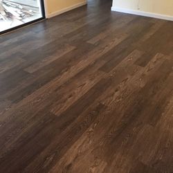 Flooring .78/ft² for Vinyl Plank Flooring Off Entire Pallets