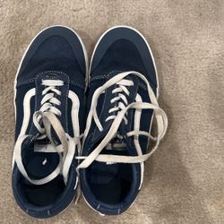 Vans boys girls size 4