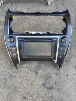 2012-2015 Toyota Camry radio head unit Bluetooth AM/FM