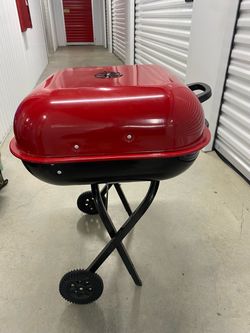 Americana Walk-A-Bout Charcoal Grill