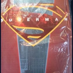 Hot Toys DC Batman V Superman Superman Exclusive Version