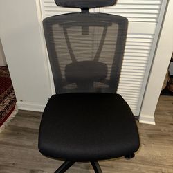 Autonomous - ErgoChair Pro Office Chair Lumbar Support Mesh - Black. No arms.     Clean functional chair, No arms.