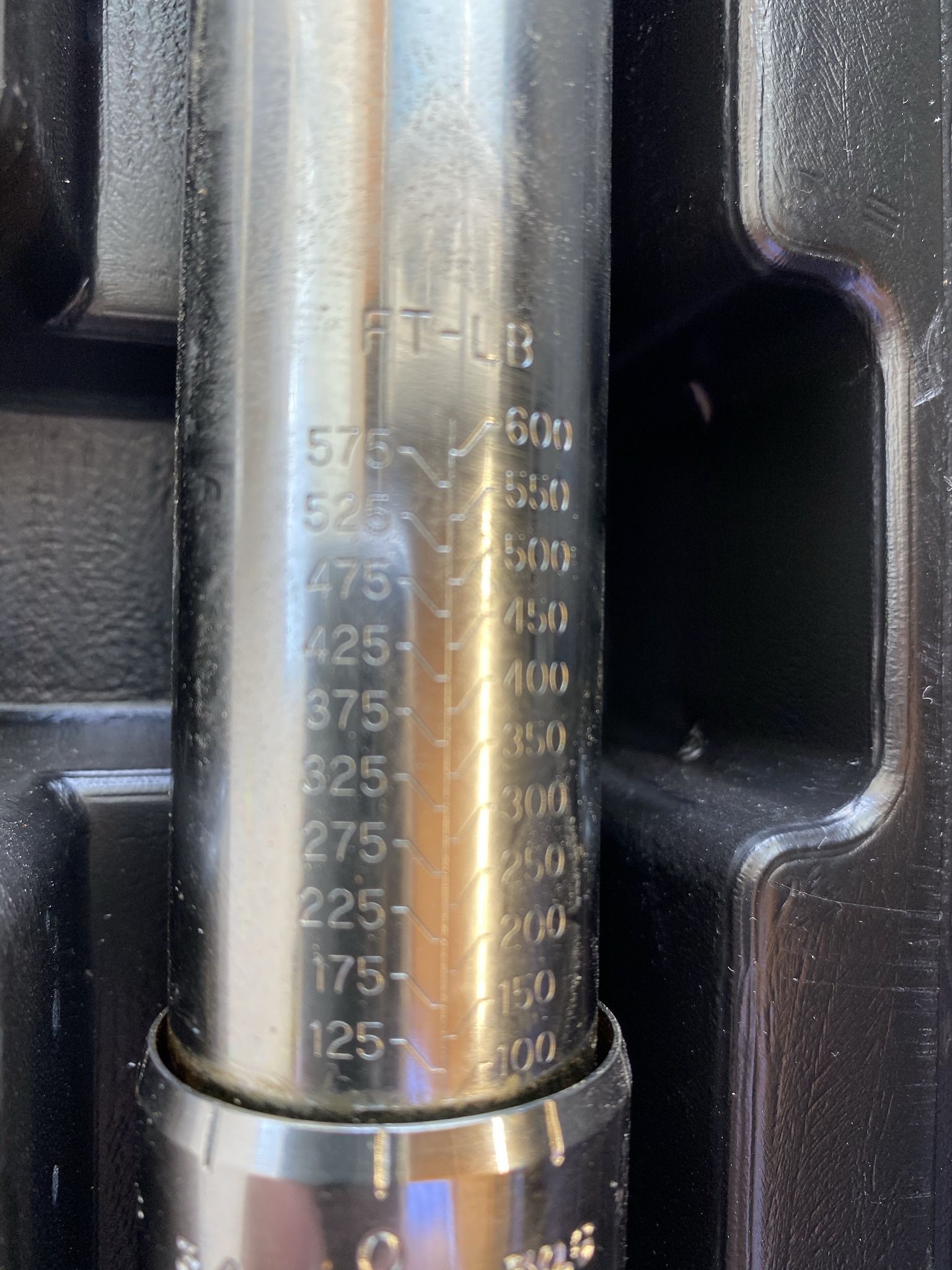 3/4” Torque Wrench 600 Ft/lbs. New.