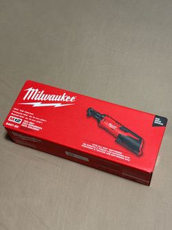 Milwaukee M12 2457-20 12V Li-Ion 3/8'' Cordless Ratchet - TOOL ONLY