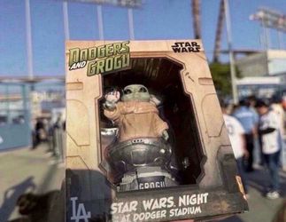 Grogu Star Wars Dodgers Bobblehead Vinyl Exclusive Star Wars Night 2026