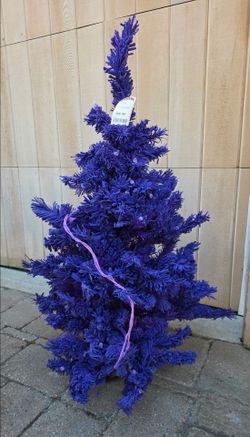 NEW with tags Purple Flocked pre-lit Artificial Tree 36” (retail $129)