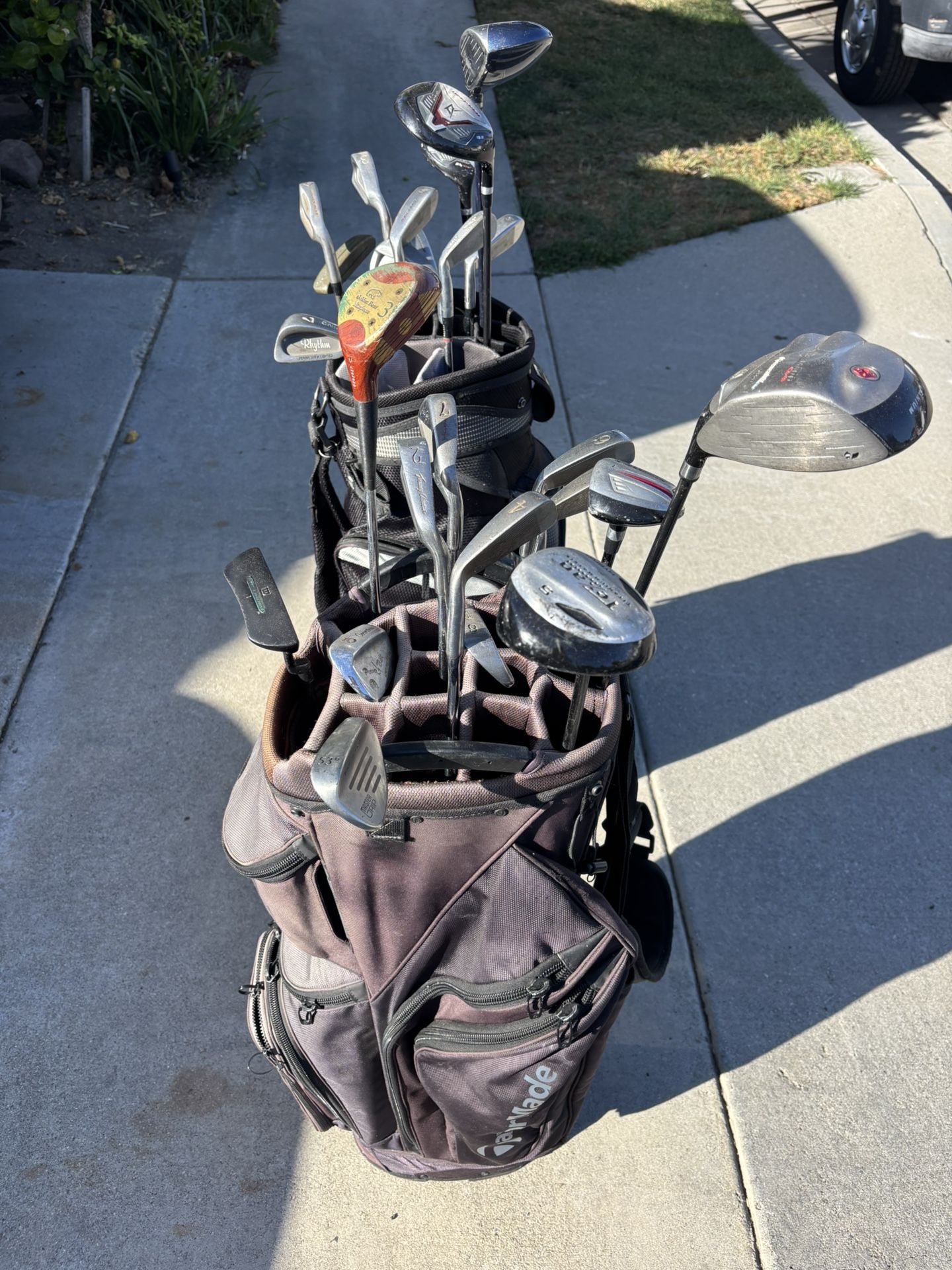 Golf Clubs with bags right handed complete