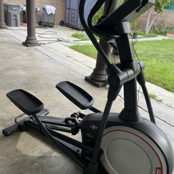 Nordic Elliptical E7.0 20” Stride